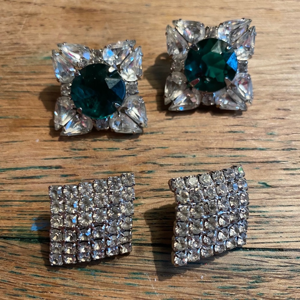Vintage late 70’s early 80’s rhinestone earrings